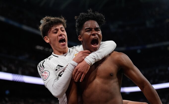 Arda G�ler'den ayr�l�k karar�!