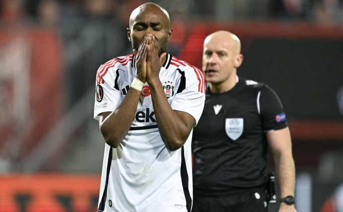 Be�ikta�'ta ayr�l�k g�ndemi!