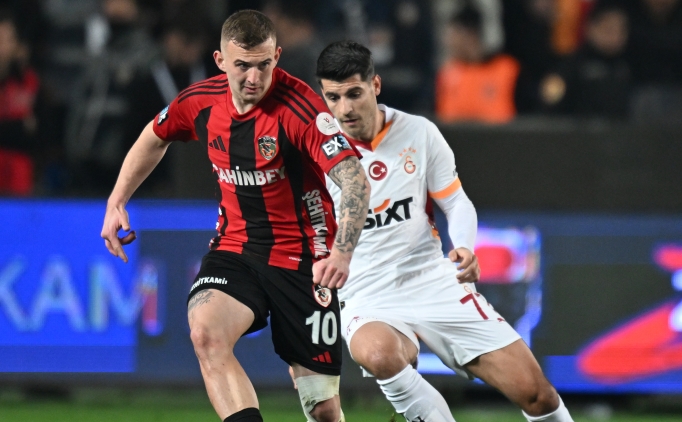 Kacper Kozlowski'den Galatasaray aklamas