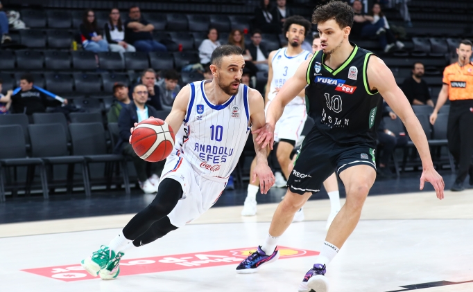 Galatasaray, Anadolu Efes'ten transfer yapt