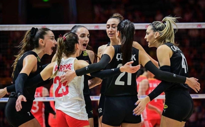A Milli Kad�n Voleybol Tak�m�'n�n 2025 D�nya �ampiyonas� geni� kadrosu a��kland�