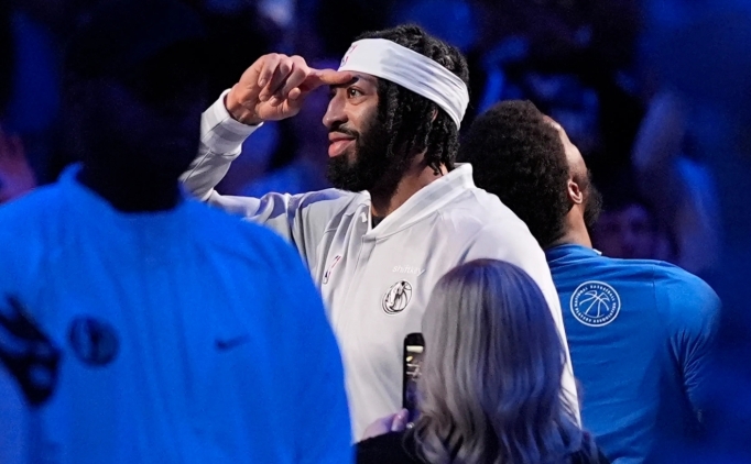 Anthony Davis, retina onarımı ameliyatı geçirdi