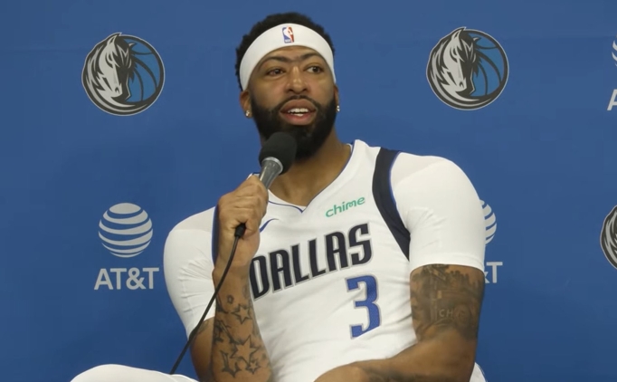 Anthony Davis, kariyerinin geri kalannda koruyucu gzlk takacak