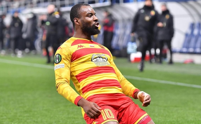 Be�ikta� i�in transfer iddias�; Afimico Pululu