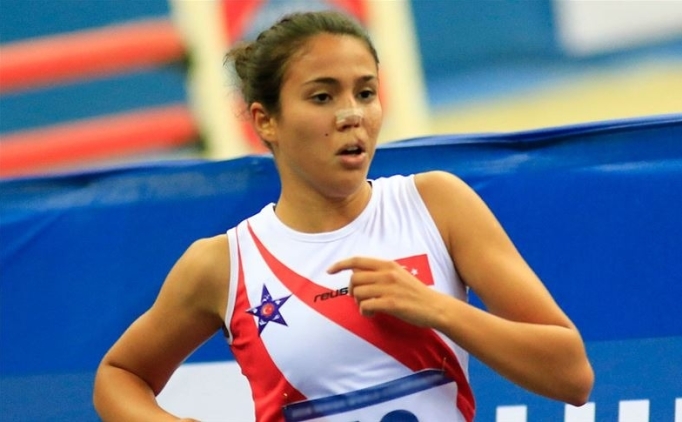 lke zyksel, Avrupa ampiyonas'nda finale ykseldi