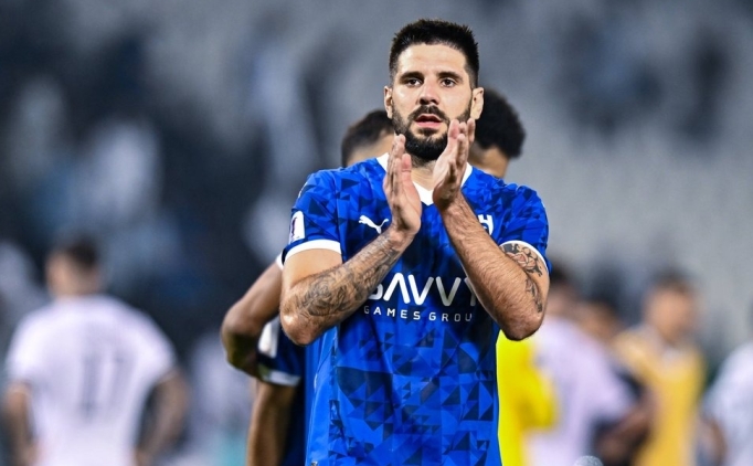 Alexander Mitrovic, Katar'a transfer oluyor!