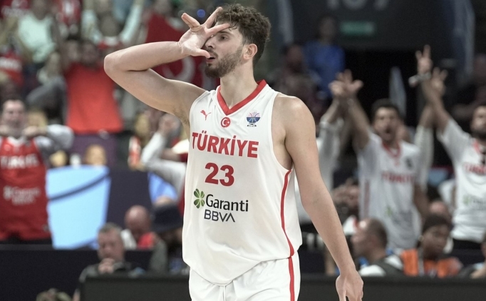 Alperen �eng�n'den 'deniz havas�' a��klamas�!