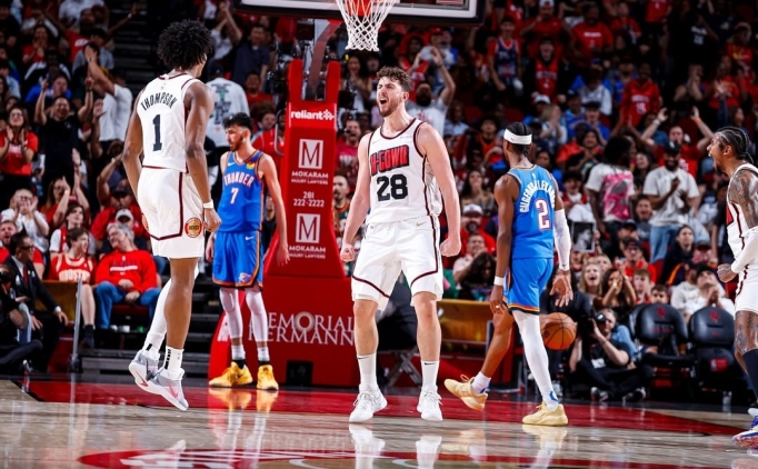 Alperen �eng�n'den taraftara g��l� mesaj: 'Doymad�k, daha fazlas� i�in geliyoruz!'