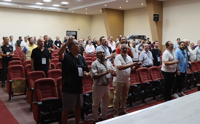 Altay'da eski bakan Ekmekiolu ve ynetimi ibra edilmedi