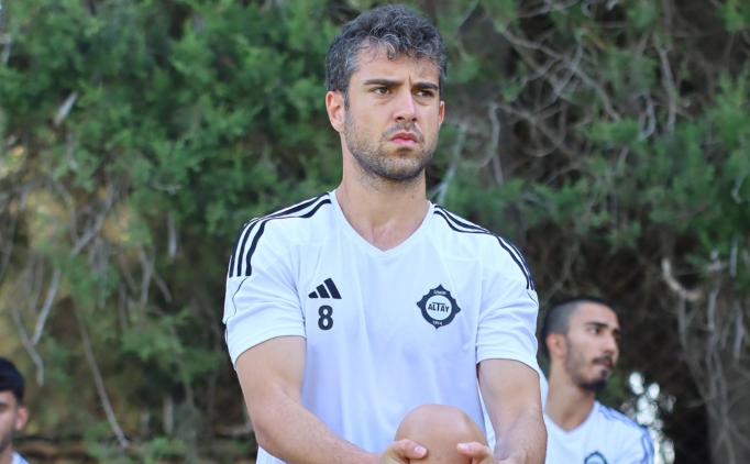Altay'da Murat Berkan yol ayr�m�nda