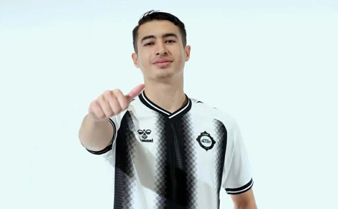 Altay'dan formal� Yunus Efe s�rprizi