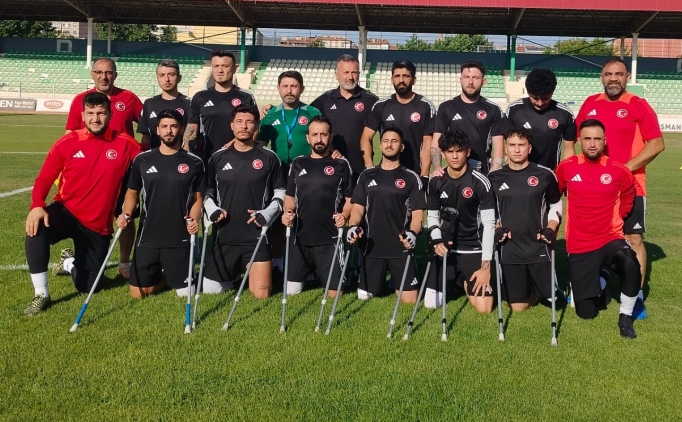 Ampute A Milli Futbol Tak�m�, turnuvaya haz�rlan�yor!