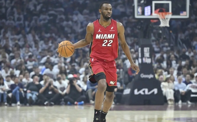 Heat, Lakers ile Andrew Wiggins takas� g�r��m�yor