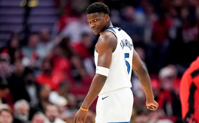 Shaq: 'Edwards, LeBron ve Durant bizim d�nemimizde oynayabilirdi'