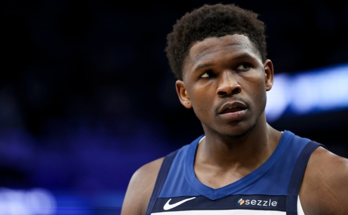 Edwards'a k�f�rl� a��klamalar� nedeniyle 50 bin dolar ceza