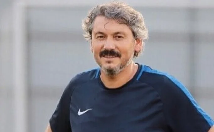 Atilla Gerin: 'Topu koluyla yumuatt'