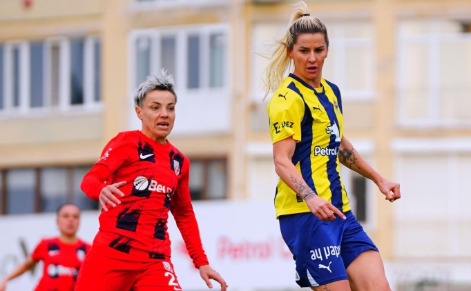 Fomget ve Fenerbah�e'den canl� yay�nda arka arkaya a��klamalar!