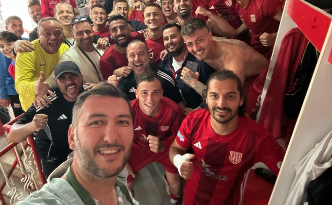 Ayval�kg�c� sol �eritte