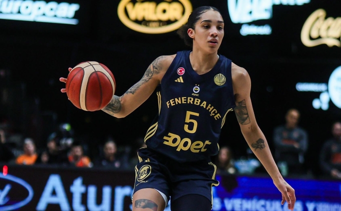 Fenerbah�e Opet, �talya'da avantaj� kapt�!