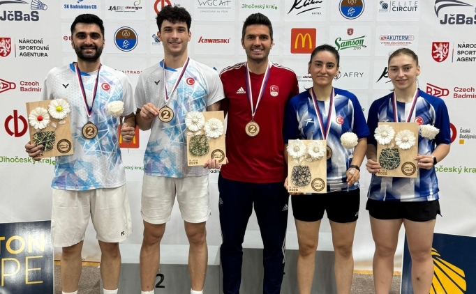 Milli badmintoncular, ekya ve Srbistan'daki turnuvalarda 11 madalya kazand