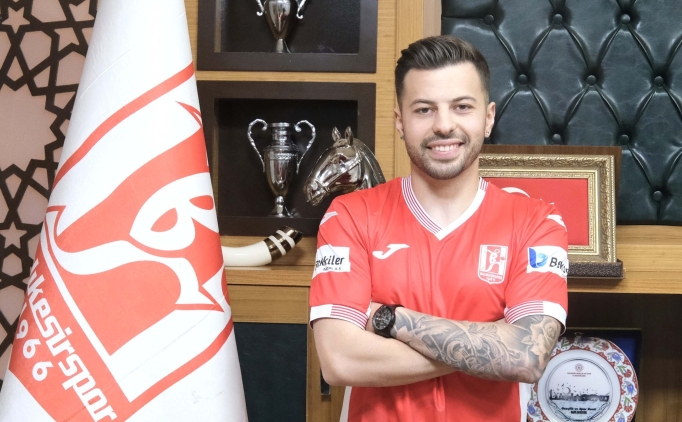 Bal�kesirspor'dan 5 imza!