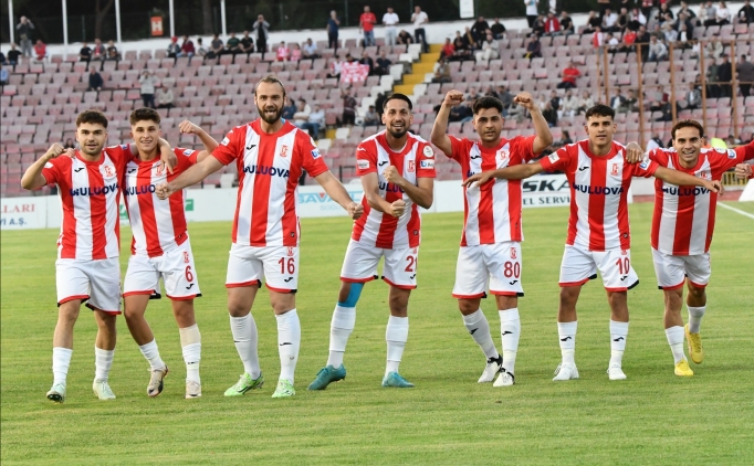 Bal�kesirspor'un 2'nci Lig i�in tek ma�� kald�