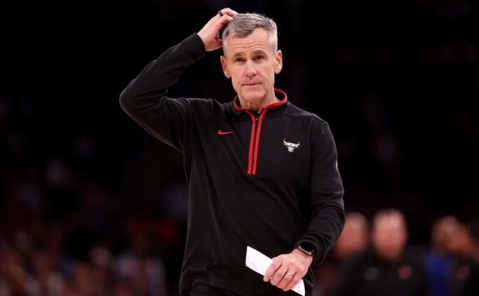 Bulls, ko� Donovan ile s�zle�me uzatma g�r��melerine ba�lad�