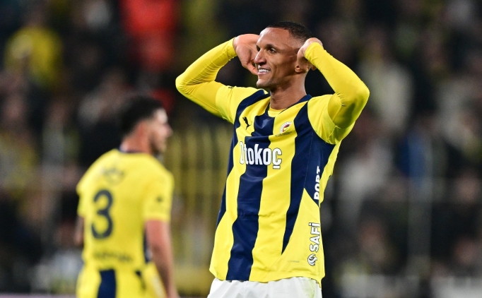 Fenerbah�e gelecek teklifleri de�erlendirecek