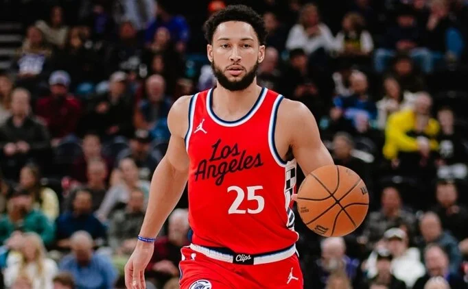 Knicks, kadrodaki bo� yeri i�in Simmons ve Shamet'le g�r���yor