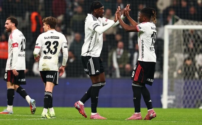 Be�ikta� bu sezon 'bir ileri iki geri'