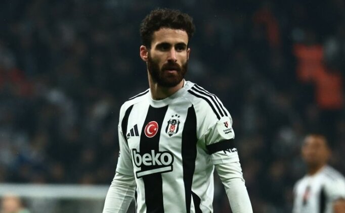 Be�ikta�'ta Rafa Silva kald��� yerden!