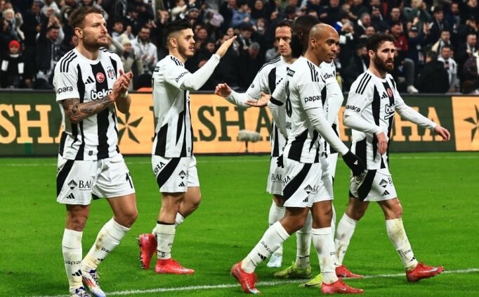 Be�ikta�'ta Ey�pspor �ncesi g�zler yeni transferlerde