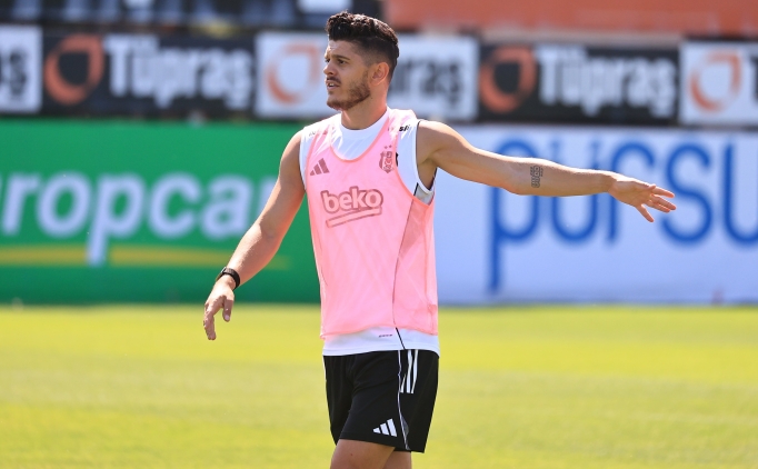 Be�ikta�'ta yeni sezon haz�rl�klar� devam ediyor