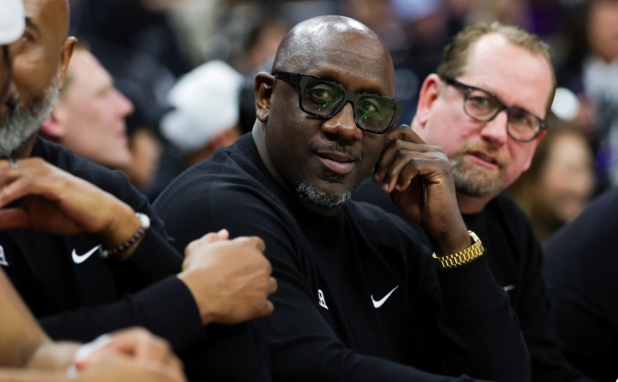 Bobby Jackson, Kings'e yard�mc� antren�r olarak geri d�nd�