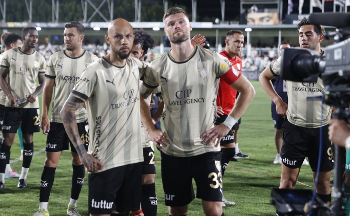 Celustka i�in memleketinden talipler var!