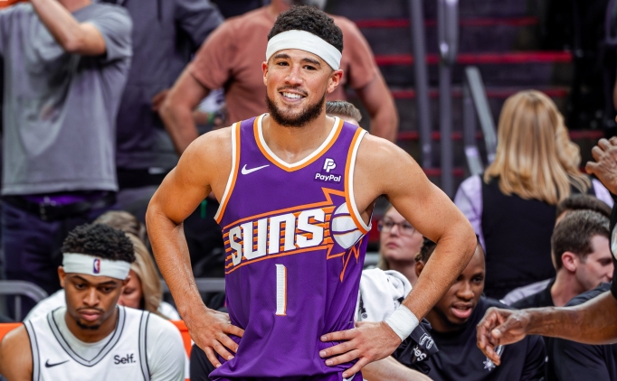 Suns'tan Devin Booker'a 150 milyon dolarl�k dev uzatma teklifi yolda!
