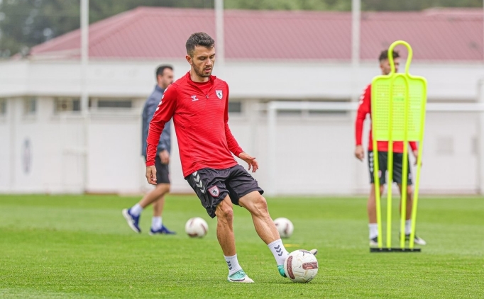 Samsunspor, Emre K�l�n�'�n s�zle�mesini 2028'e kadar uzatt�