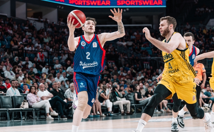 Bah�e�ehir Koleji, �ehmus Hazer ile yollar�n� ay�rd�