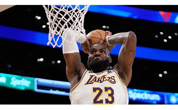 Mourning'den LeBron'a 'uzayl�' �vg�s�!