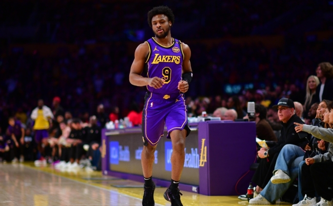 Bronny James, Lakers'ta rotasyon oyuncusu olmaya haz�rlan�yor