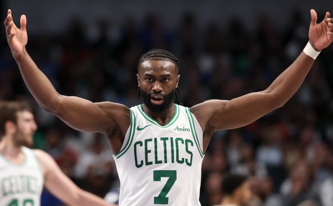 Celtics, Jaylen Brown ve di�er y�ld�zlar i�in tekliflere a��k