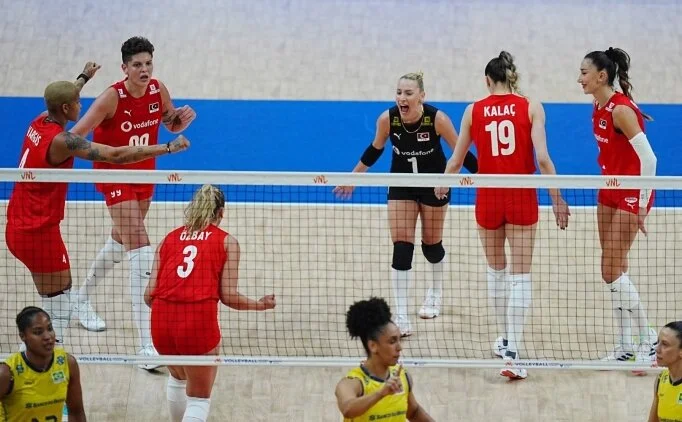 Cansu �zbay: 'B�yle ma�lar� ��renece�iz!'