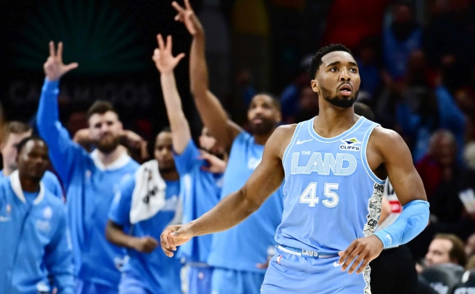 Cavaliers, playofflar� garantileyen ilk tak�m oldu!