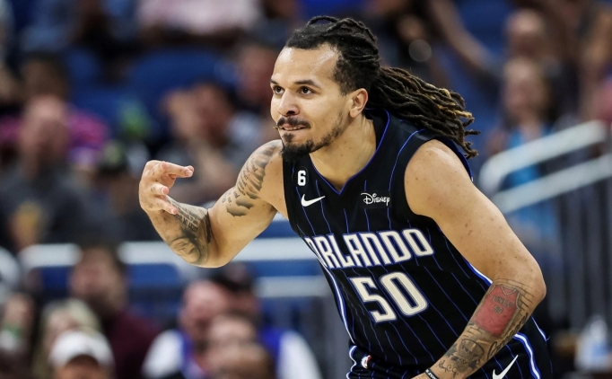 Grizzlies'den ayr�lan Anthony, Bucks ile imzaya yak�n