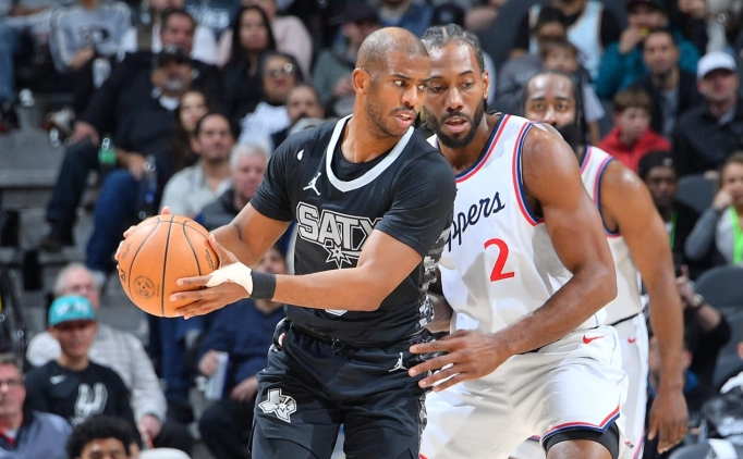 Clippers, Chris Paul ile 1 y�ll�k 3.6 milyon dolarl�k s�zle�me imzalad�