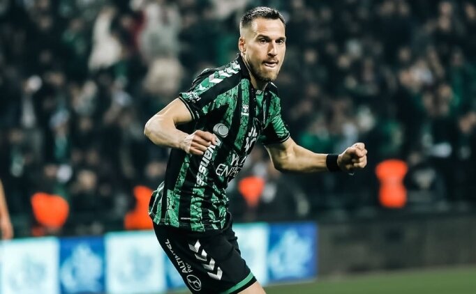 Sakaryaspor, orta saha oyuncusu Josip Vukovic'i kadrosuna katt�