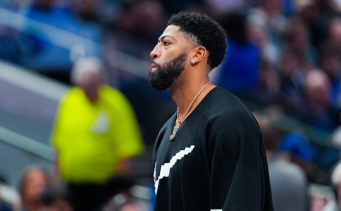 Anthony Davis'ten takas s�ylentilerine net yan�t