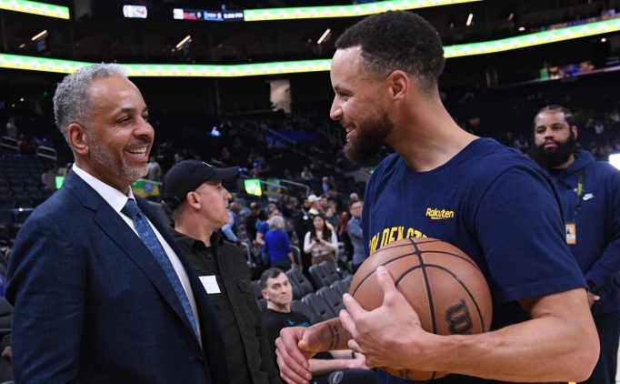 Dell Curry: 'Steph'in emekli olmas�na daha �ok var'