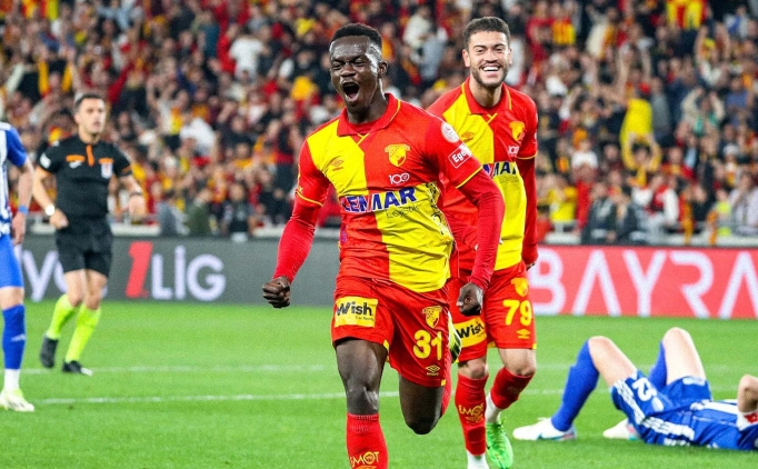 G�ztepe'de Dennis, Anderlecht'in radar�nda!