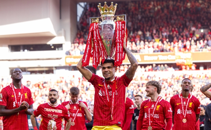 Luis Diaz'dan vefas�z hareket!